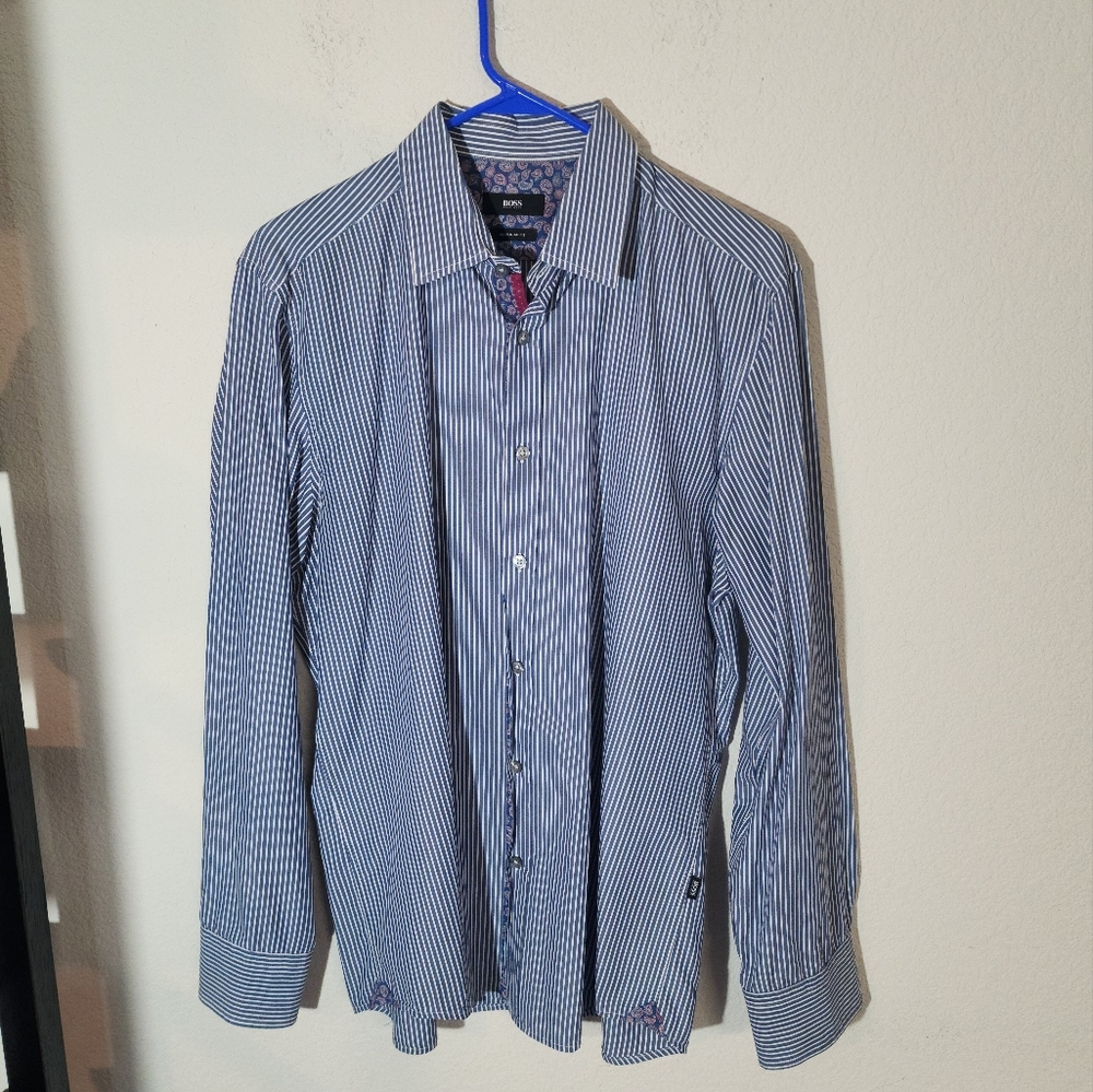 Hugo boss large.               ‎   Bin 27